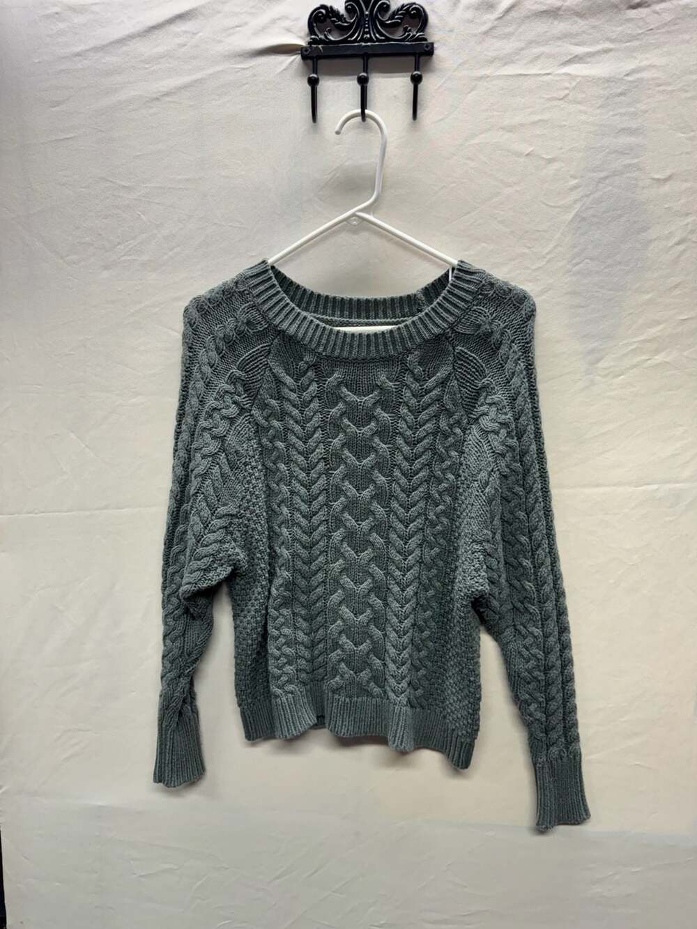 Aerie Women Green Cable Knit Crewneck Pullover Sweater Size S